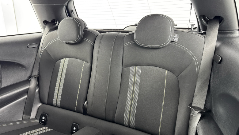 MINI Hatchback 2.0 Cooper S Sport II 3dr Petrol Hatchback